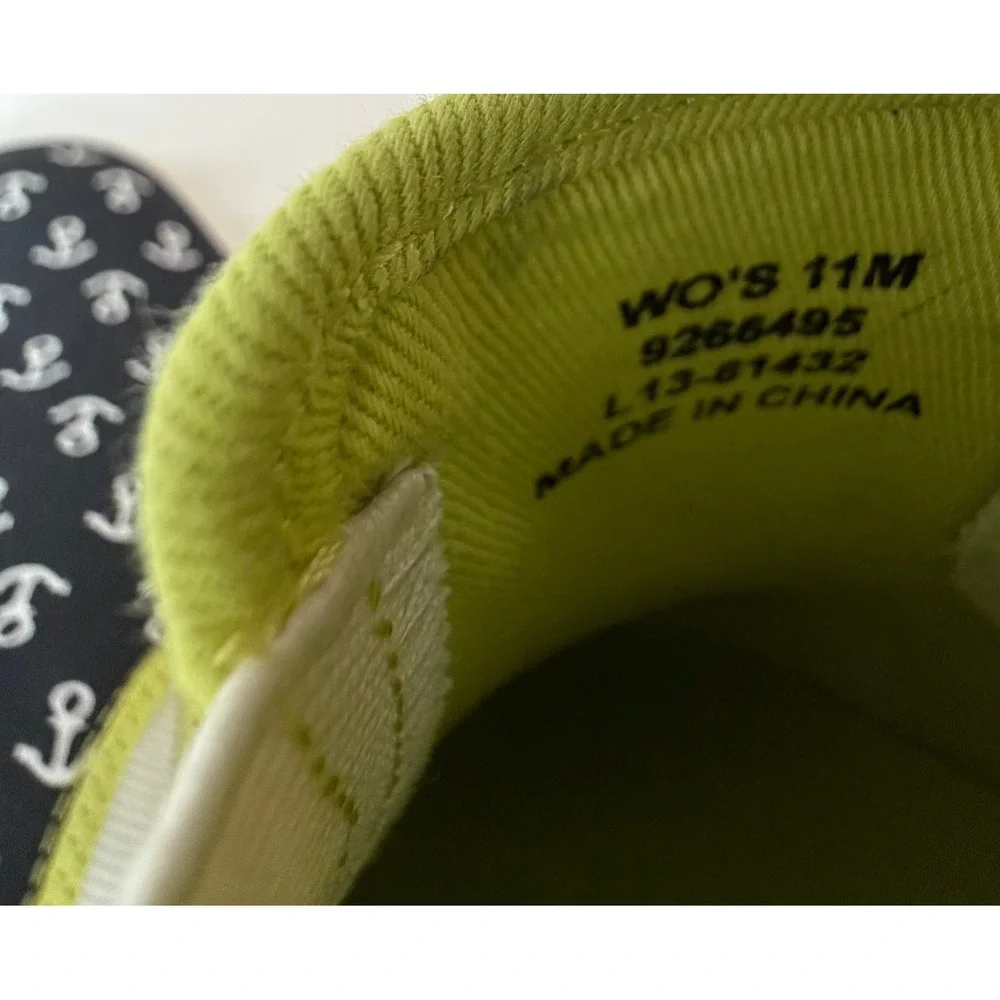 Sperry Top-Sider Mariner NWOT Womens 11M Navy Lime Anchor Slip On Sneakers